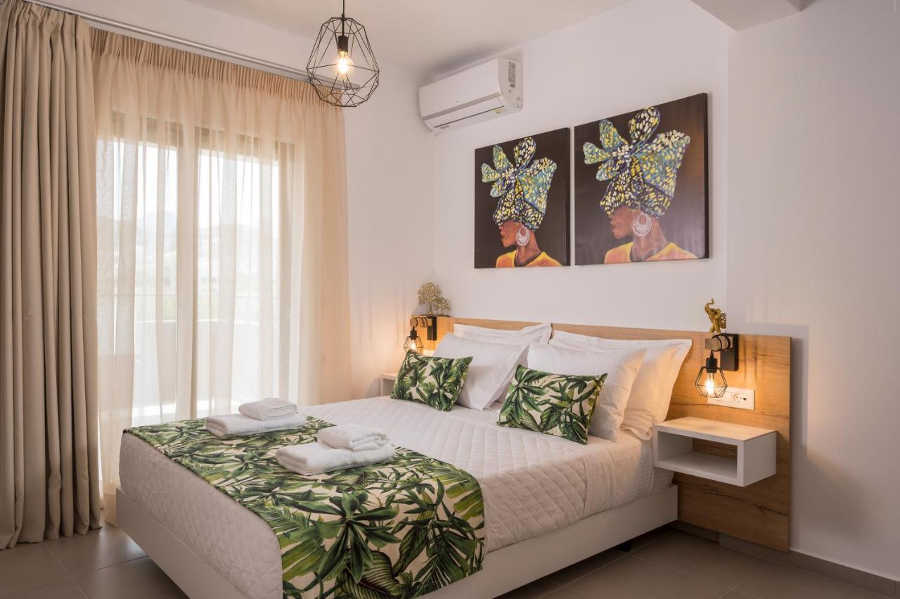 Indigo Blue Seaside Deluxe Apartments كيساموس المظهر الخارجي الصورة