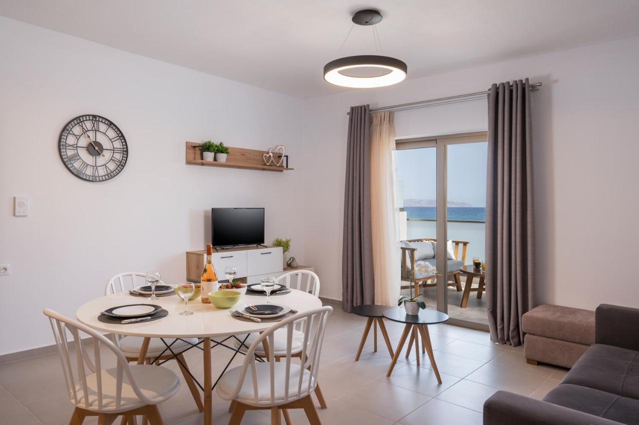 Indigo Blue Seaside Deluxe Apartments كيساموس المظهر الخارجي الصورة