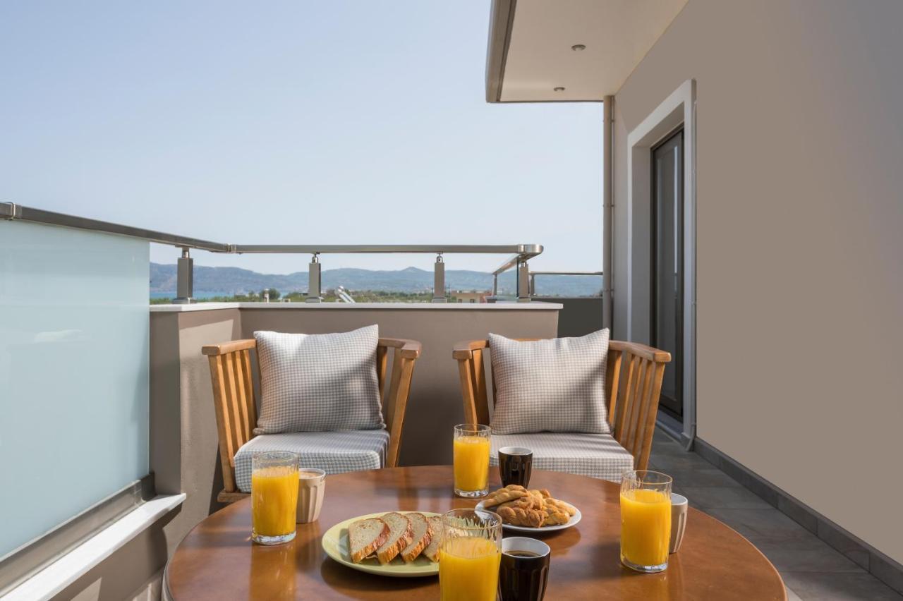 Indigo Blue Seaside Deluxe Apartments كيساموس المظهر الخارجي الصورة