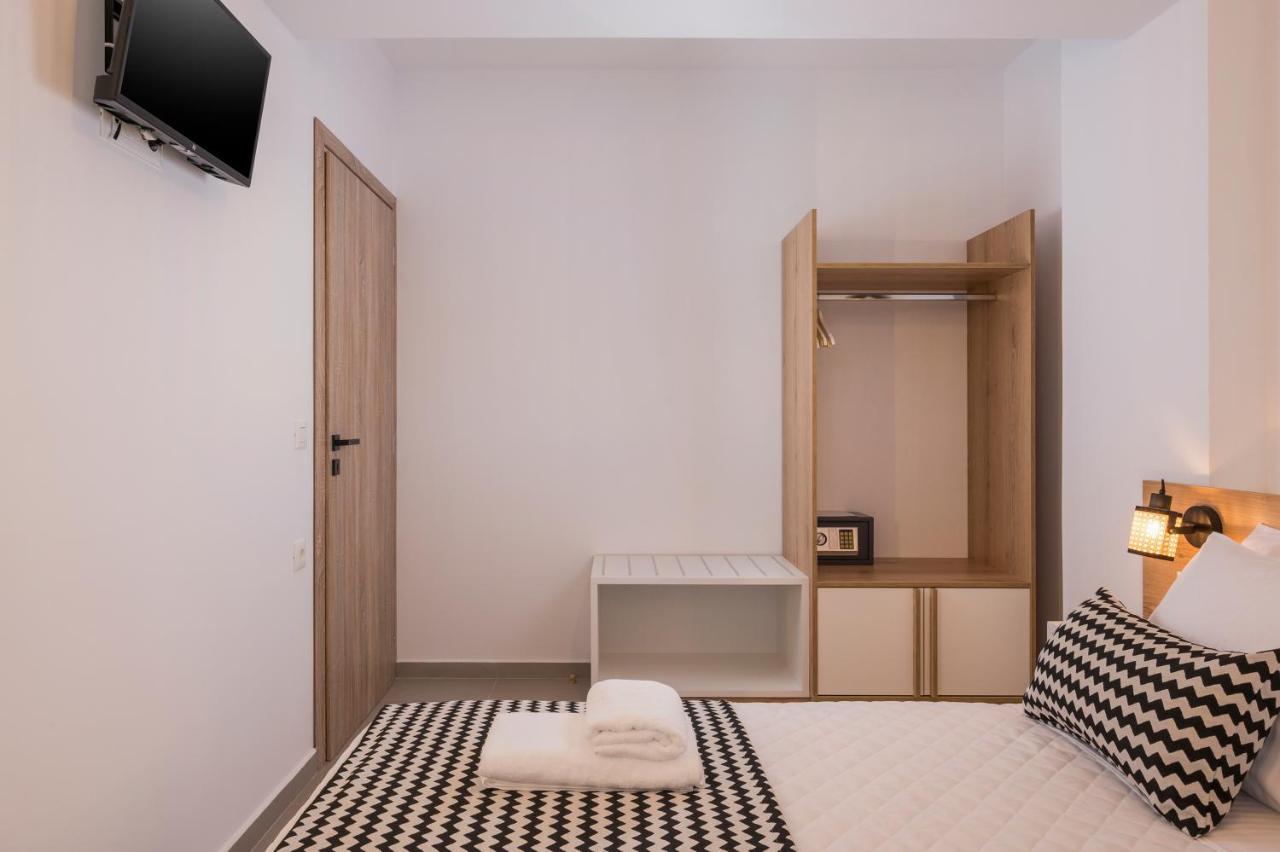 Indigo Blue Seaside Deluxe Apartments كيساموس المظهر الخارجي الصورة