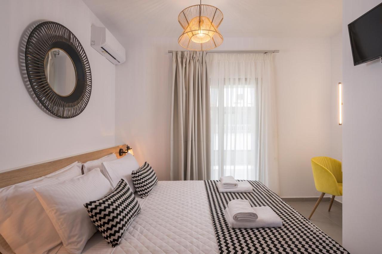 Indigo Blue Seaside Deluxe Apartments كيساموس المظهر الخارجي الصورة