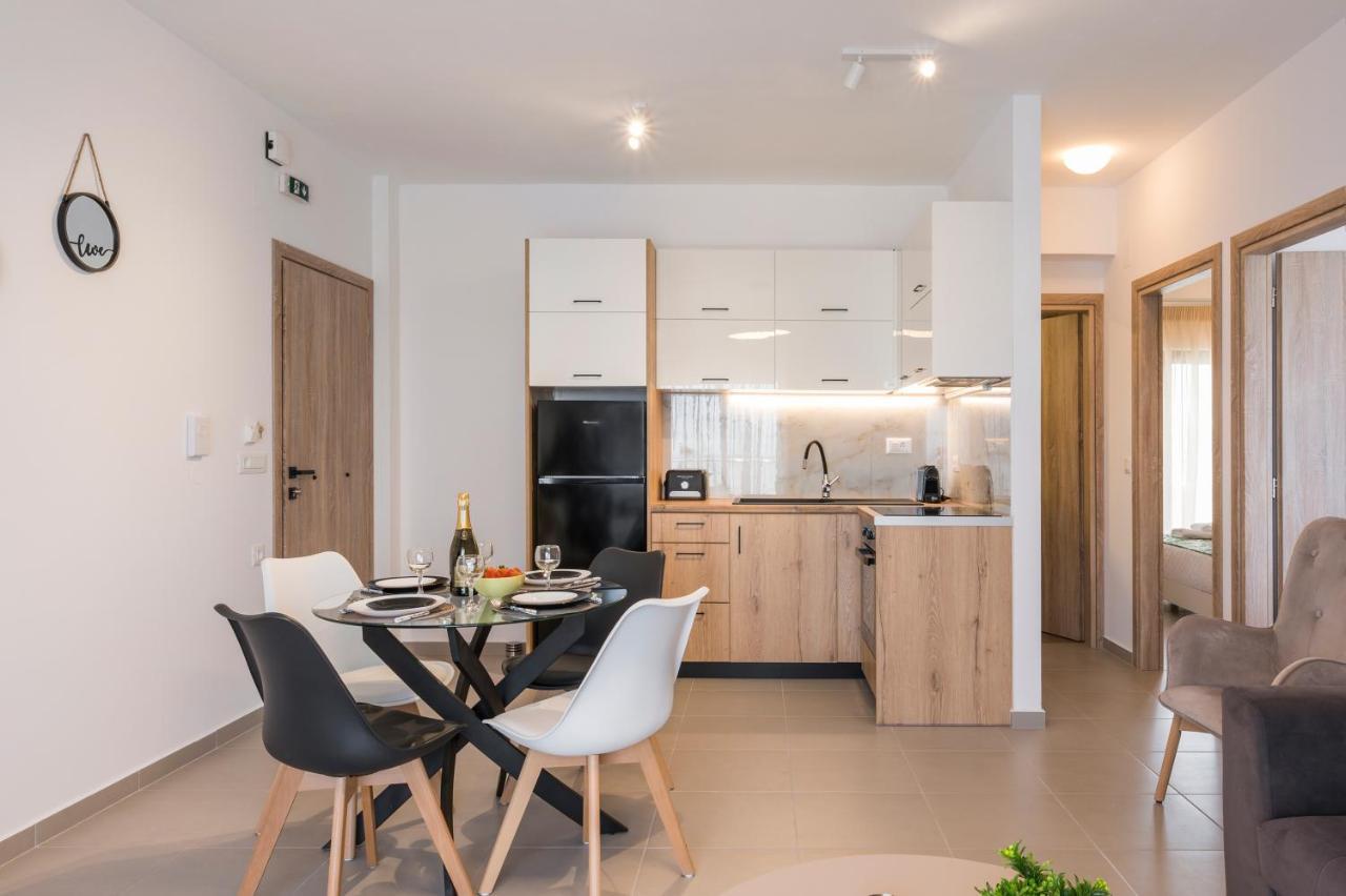 Indigo Blue Seaside Deluxe Apartments كيساموس المظهر الخارجي الصورة